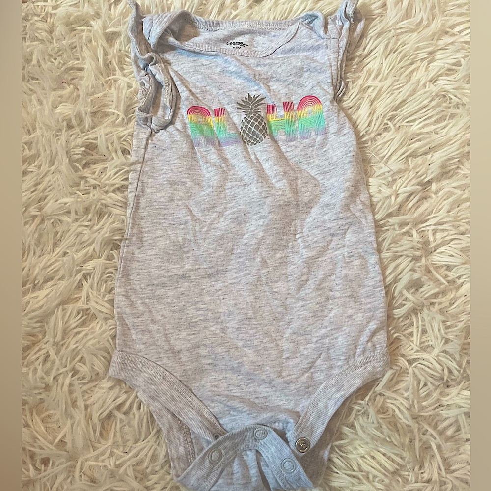 Onesie (3/10$)